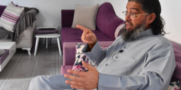 France: l&rsquo;imam Mahjoubi va saisir la justice pour faire annuler son expulsion