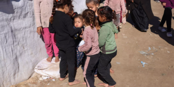 17 000 enfants à Gaza sont non accompagnés ou ont été séparés de leur famille selon l&rsquo;UNICEF