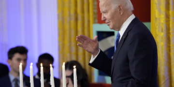 Joe Biden mettra son veto à une aide financière soutenant Israël uniquement