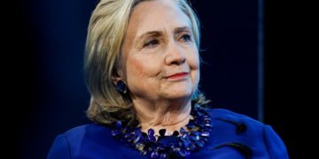 Pour Hillary Clinton, Netanyahu « doit absolument partir » car il n&rsquo;est pas un « dirigeant digne de confiance »