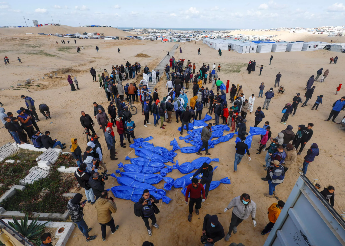 Israël aurait examiné plus de 350 corps récupérés à Gaza à la recherche des otages restants