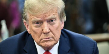 Présidentielle américaine: la Cour suprême doit trancher sur l&rsquo;inéligibilité de Trump