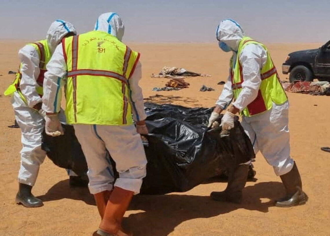 Libye: Les corps d’au moins 65 migrants découverts dans une fosse commune