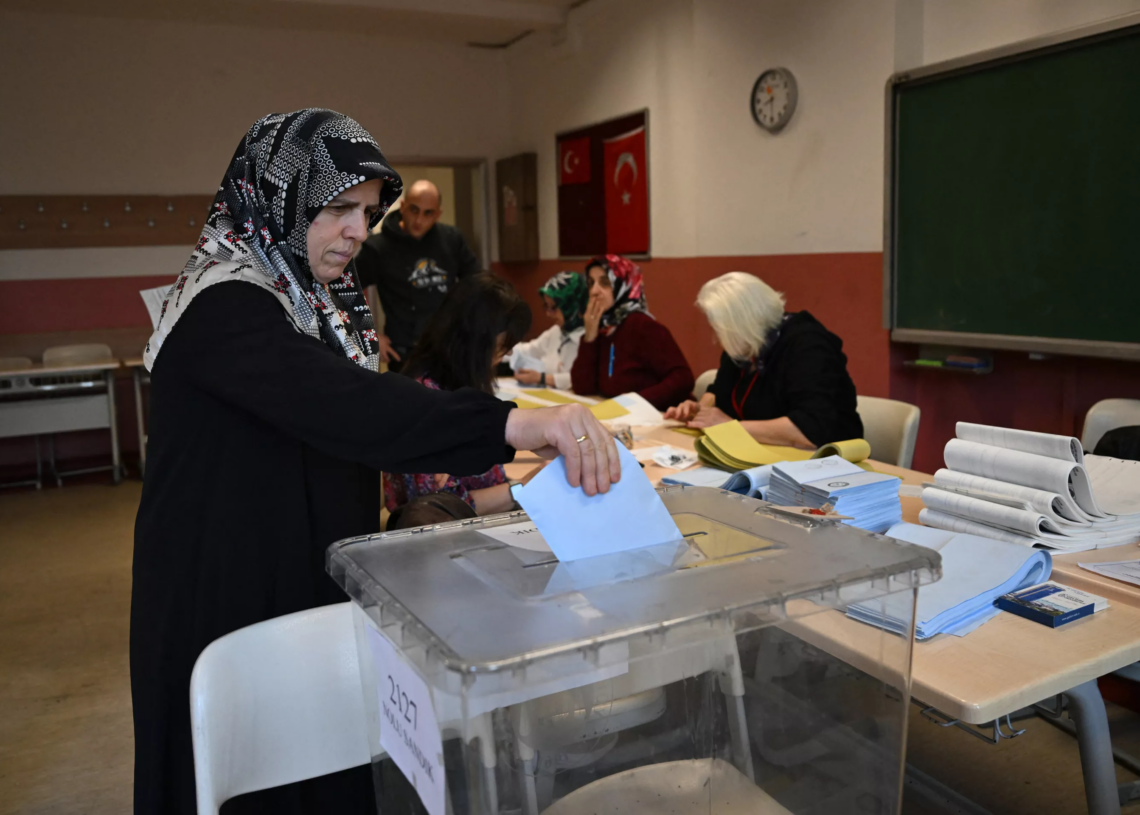 Turquie: un mort et douze blessés en marge des municipales
