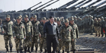 Corée du Nord: Kim Jong-un supervise des exercices d&rsquo;artillerie