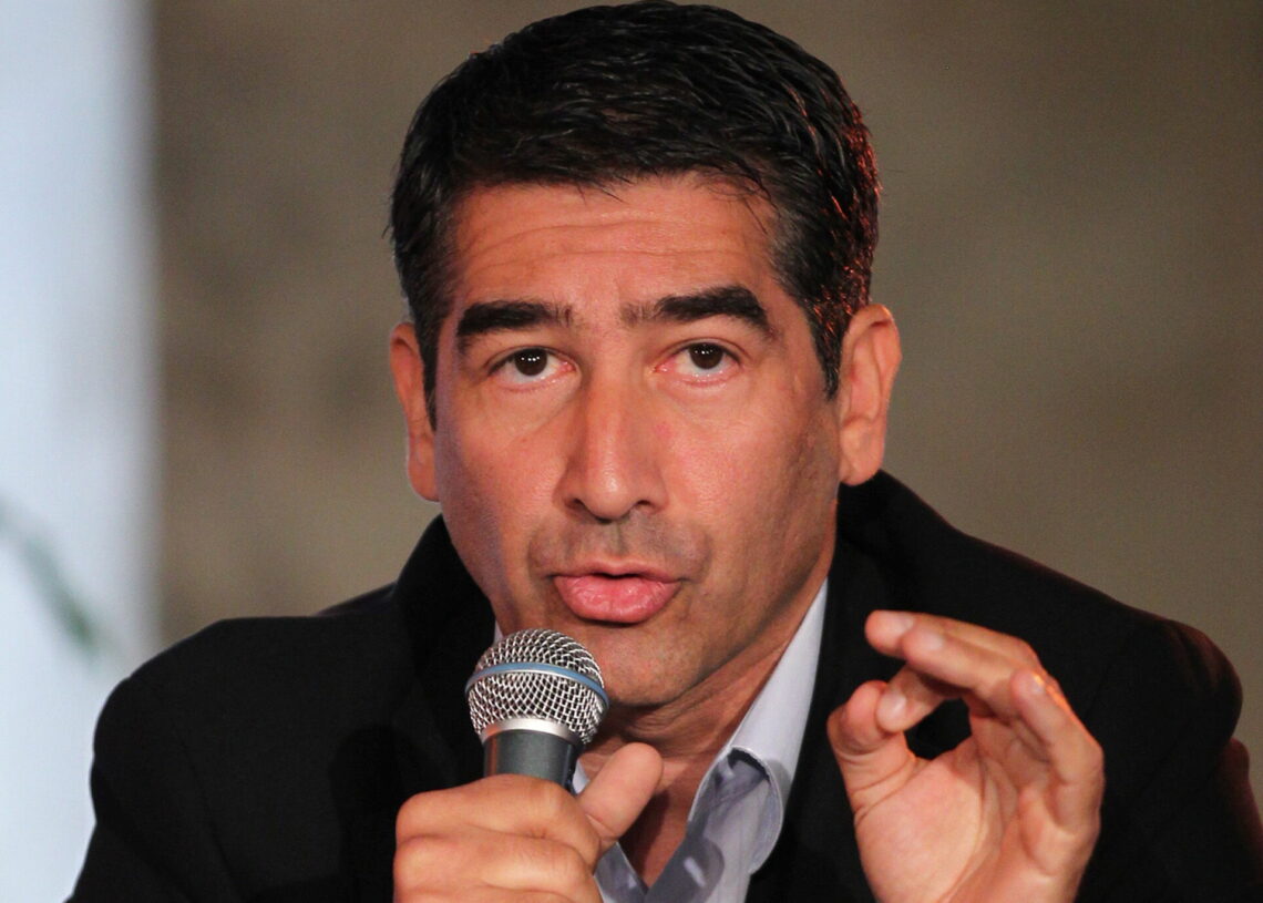 L’ancien député européen, Karim Zéribi, lance le Conseil mondial de la diaspora algérienne (CMDA)