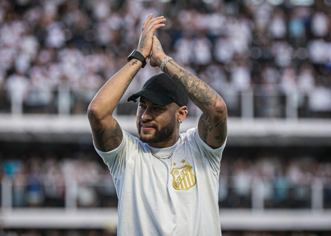 Neymar échappe à une amende de 3 millions de dollars pour la construction d’un lac artificiel sur son domaine de Rio