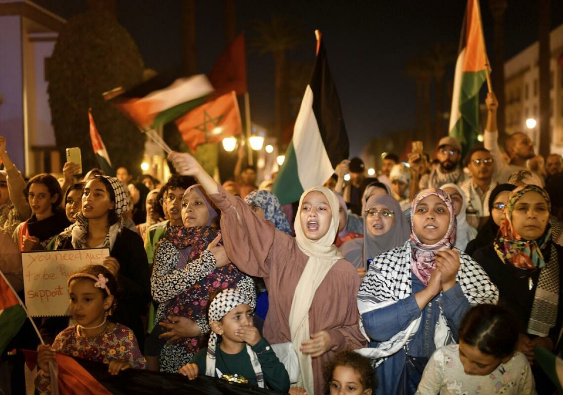 « La normalisation est un canular » : des milliers de Marocains dans les rues pour dénoncer les massacres à Gaza