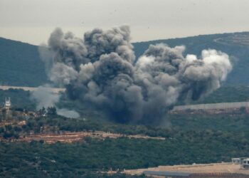 « Zone agricole dévastée »:  Najib Mikati dénonce les frappes israéliennes au Sud-Liban