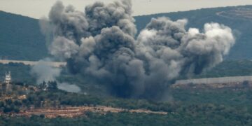 « Zone agricole dévastée »:  Najib Mikati dénonce les frappes israéliennes au Sud-Liban