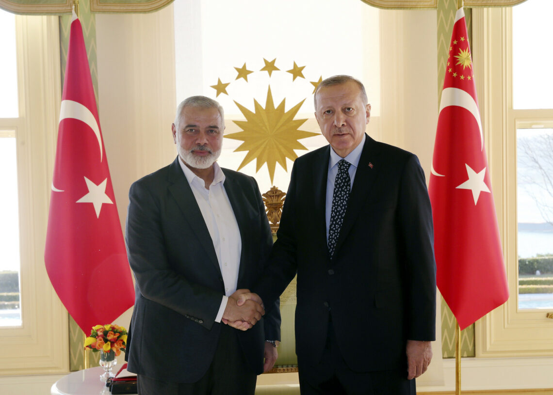 Le chef du Hamas, Ismail Haniyeh, en visite en Turquie