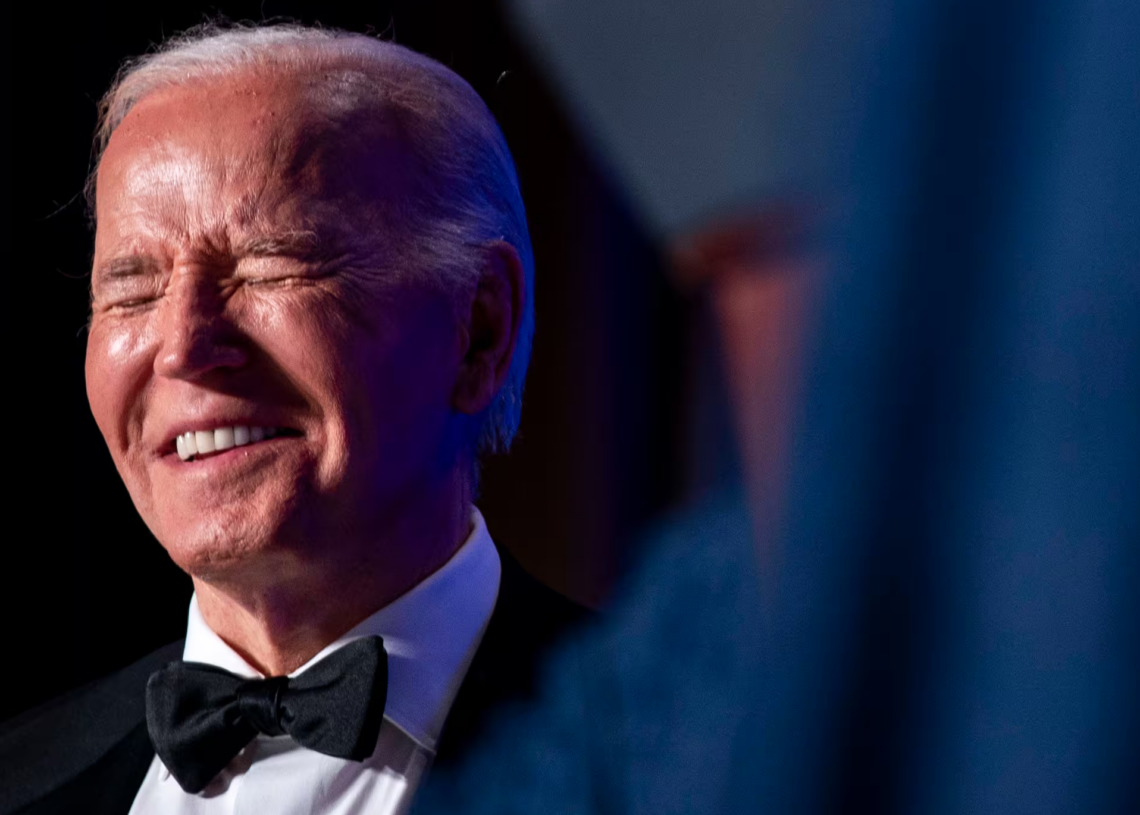 « Un enfant de six ans »: Biden se moque de Trump lors du dîner annuel des correspondants de la Maison Blanche