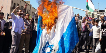 Frappes à Damas: aucune ambassade israélienne n’est «en sécurité», prévient l’Iran