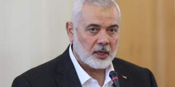 Le chef du Hamas annonce la mort de trois de ses fils dans une frappe, Israël confirme