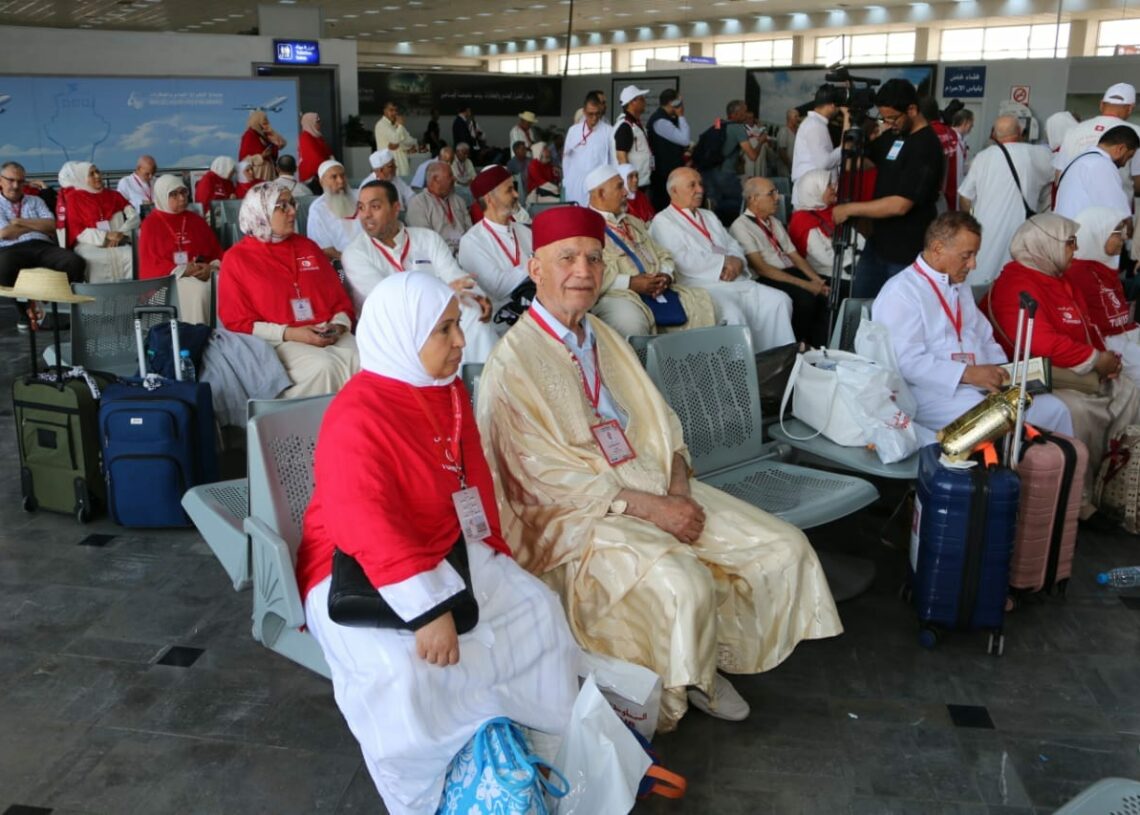 Direction La Mecque: Premier vol de pèlerins pour le Hajj 2024