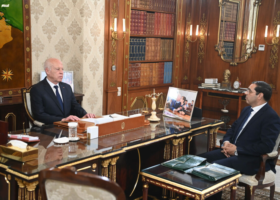 « Ingérences étrangères »: Kais Saied réclame la convocation de plusieurs ambassadeurs