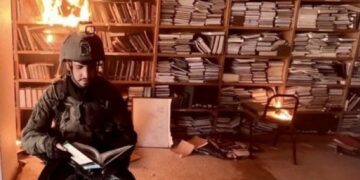 Israël ouvre une enquête : une vidéo montre des soldats israéliens brûlant des livres, possiblement le Coran