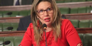 Fatma Mseddi poursuivie par l&rsquo;ISIE en vertu du décret 54, celui-là même qu&rsquo;elle défendait…