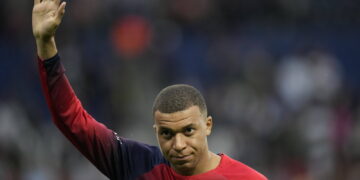 Mbappé: Une histoire inachevée