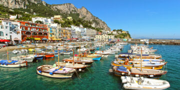 « Capri c&rsquo;est fini! »: La célèbre île italienne ferme temporairement ses portes aux touristes