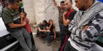 Frappes aériennes et tirs d’artillerie sur Rafah : au moins 20 morts