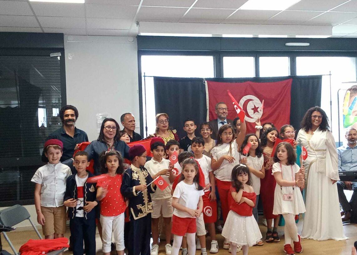 Le spectacle de fin d’année de l’association Awledna à Lyon était magique et inoubliable