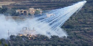Human Rights Watch dénonce une utilisation de phosphore blanc par l’armée israélienne au Liban qui « met en danger les civils »