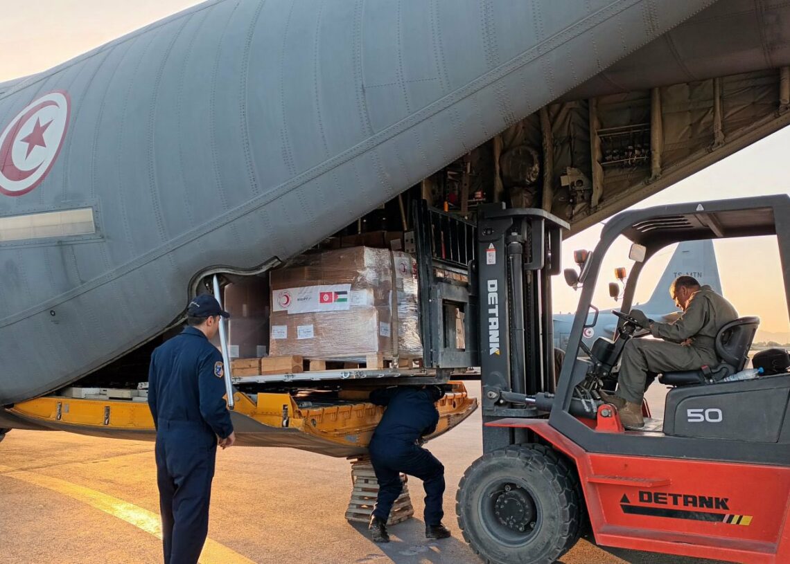 La Tunisie envoie une aide alimentaire de 14 tonnes au peuple Palestinien