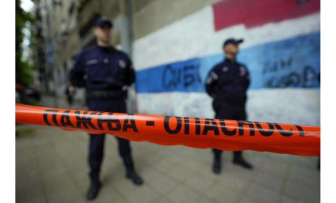 Un policier serbe blessé devant l’ambassade israélienne à Belgrade, l’assaillant tué