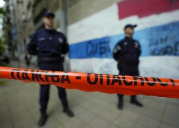 Un policier serbe blessé devant l&rsquo;ambassade israélienne à Belgrade, l&rsquo;assaillant tué