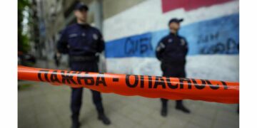 Un policier serbe blessé devant l&rsquo;ambassade israélienne à Belgrade, l&rsquo;assaillant tué