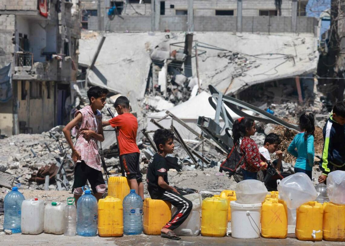 Des habitants de Gaza réduits à boire des eaux usées, dénonce l’OMS