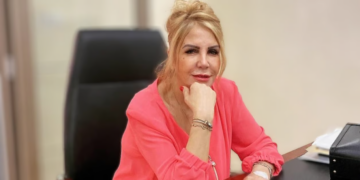 Algérie: la présidente du patronat est candidate à l’élection présidentielle