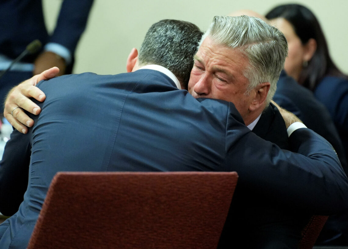 Tir sur un tournage : le procès de l&rsquo;acteur Alec Baldwin annulé pour vice de procédure