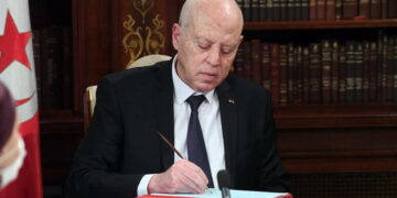 Kais Saied accorde la grâce présidentielle à des prisonniers condamnés pour des publications sur les réseaux sociaux
