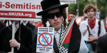 Des milliers de manifestants anti-Netanyahu avant son discours