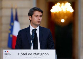 France: Emmanuel Macron demande à Gabriel Attal de rester premier ministre
