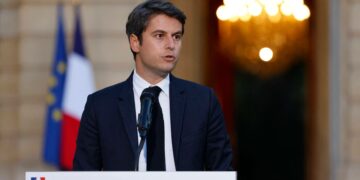 France: Emmanuel Macron demande à Gabriel Attal de rester premier ministre