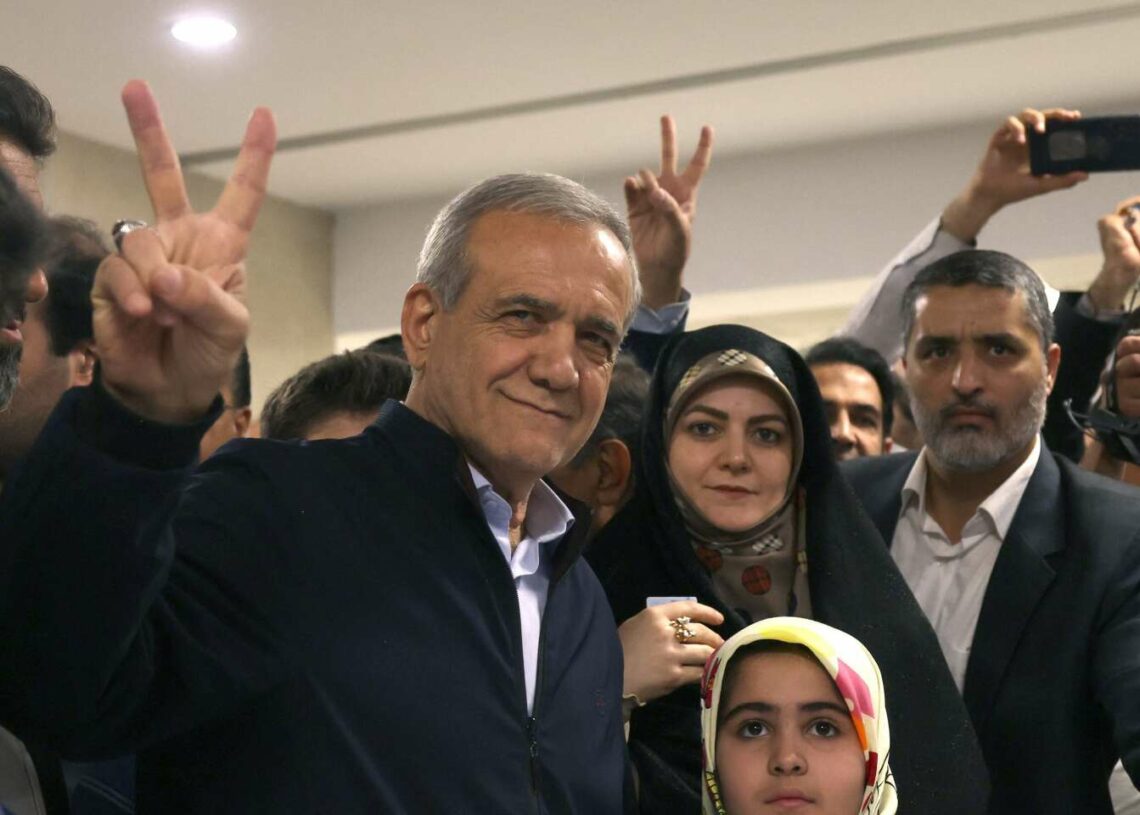 En Iran, le candidat réformateur Masoud Pezeshkian remporte la présidentielle