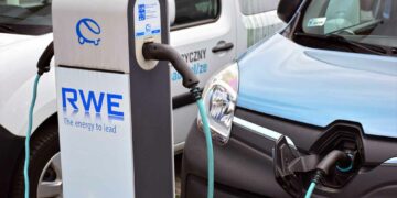 Virage vers les véhicules électriques: 160 bornes de recharge seront installées  d’ici 2025 en Tunisie