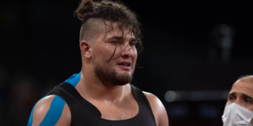 Jeux Olympiques de Paris: Le lutteur, Amine Guenichi suspendu