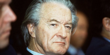 France: Roland Dumas, l’ancien ministre de Mitterrand, est mort à 101 ans
