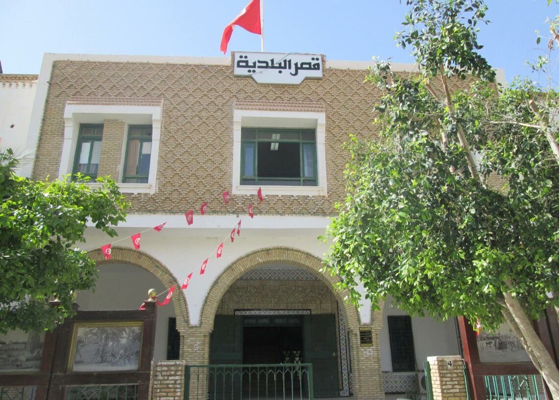 Tozeur: Un ancien membre du conseil municipal arrêté, deux autres en fuite