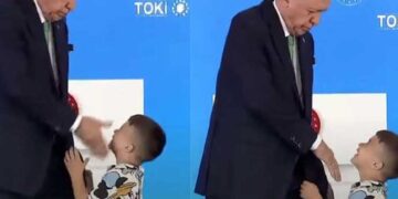 Turquie: Erdogan met une gifle à un enfant qui aurait  refusé de lui faire un baisemain