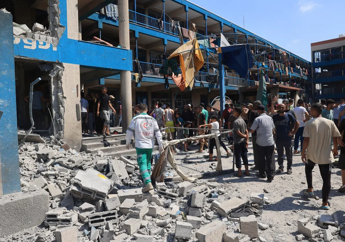 Israël frappe deux écoles à Gaza: la Défense civile fait état de 18 morts