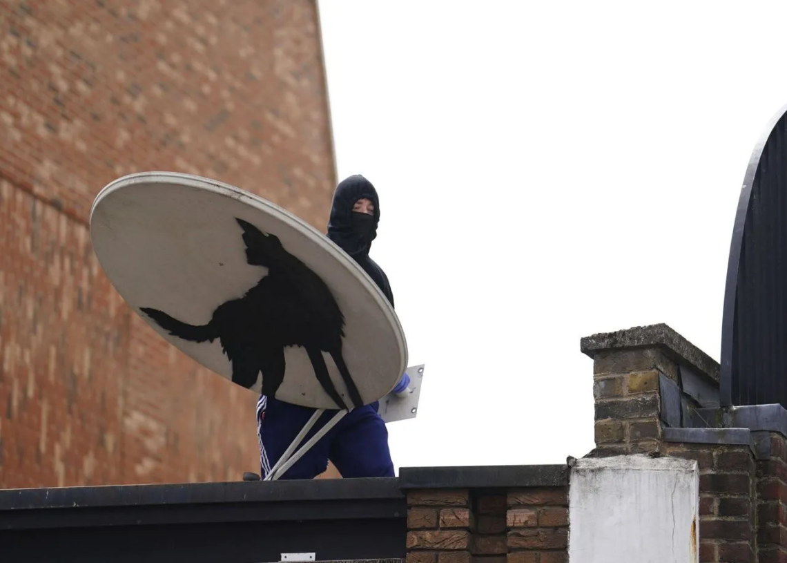 A Londres, Banksy réalise une œuvre… dérobée une heure plus tard