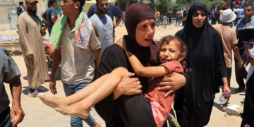40 morts et 60 blessés dans une frappe sur le camp d&rsquo;Al-Mawassi à Gaza: « Des familles entières ont disparu dans le massacre »