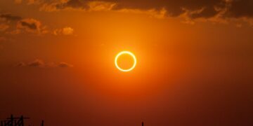 Une éclipse solaire annulaire embrasera le ciel du 2 octobre 2024