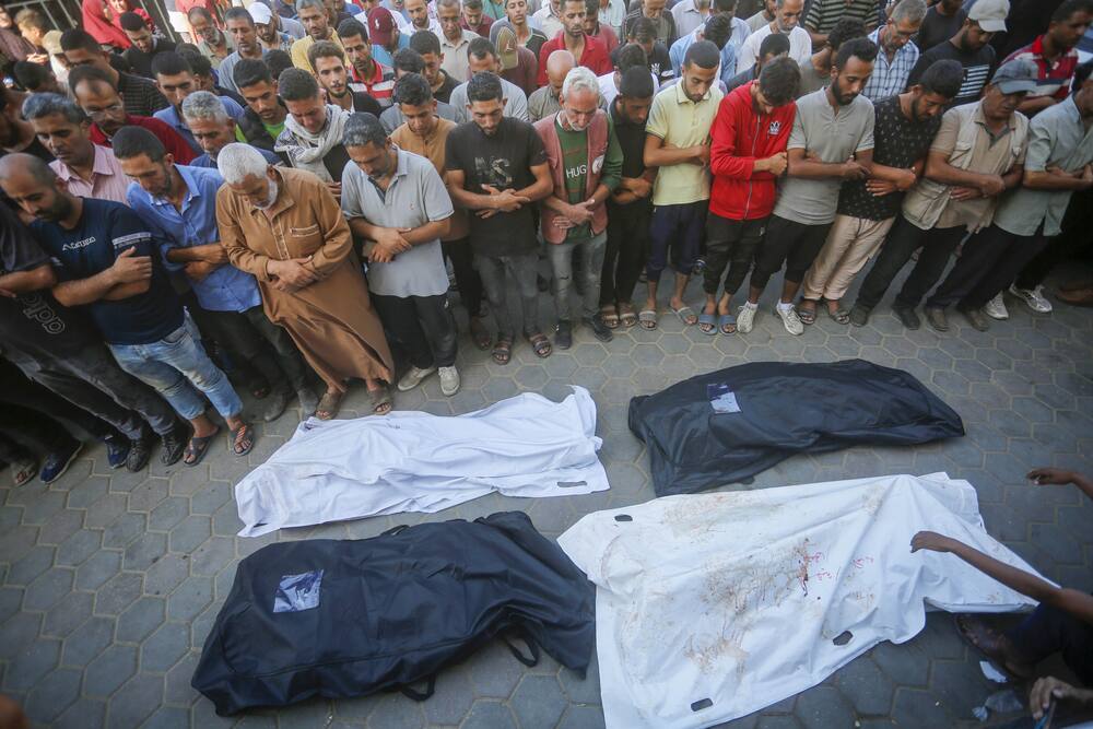 Les secouristes à Gaza annoncent la mort de 28 Palestiniens dans une frappe sur une école