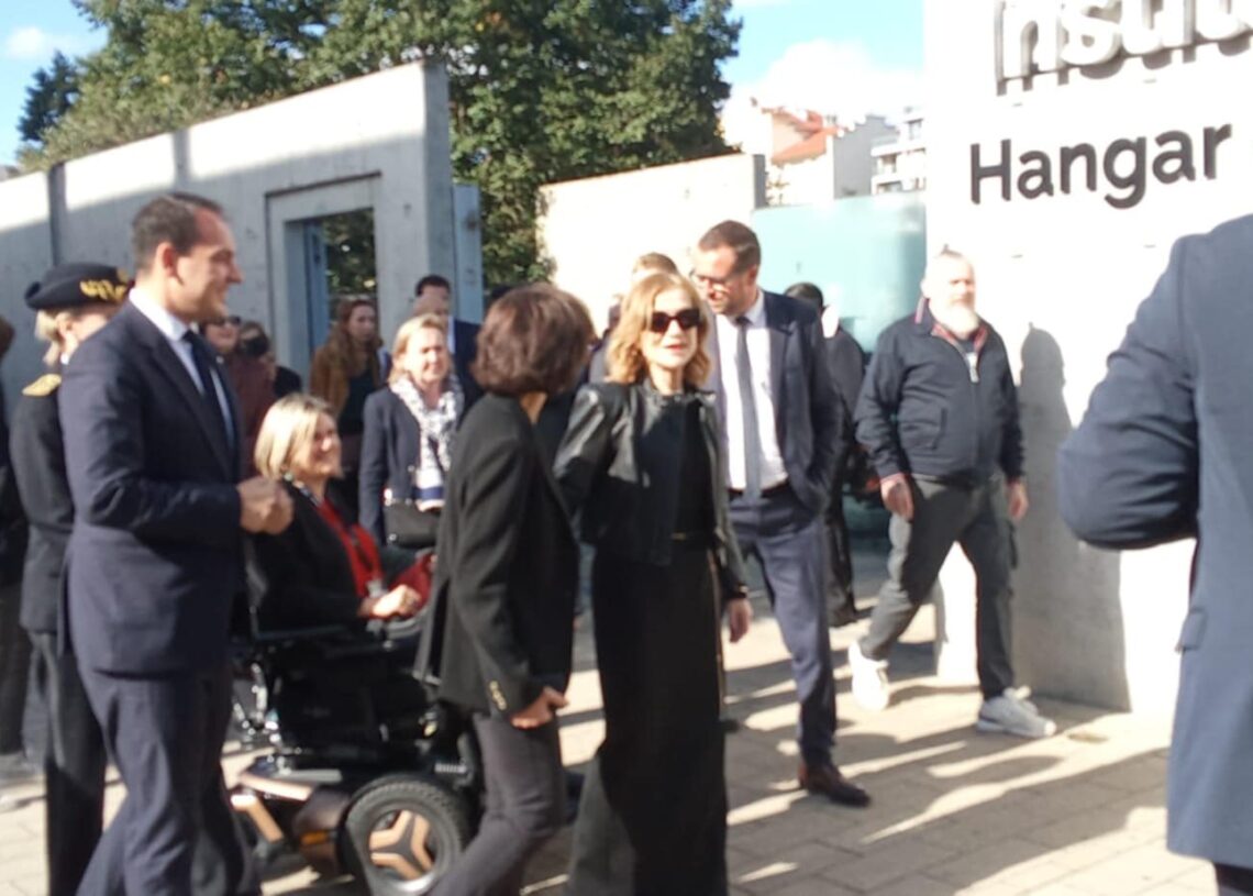 Festival Lumière à Lyon : Une sortie d’usine surprenante et spéciale par Isabelle Huppert